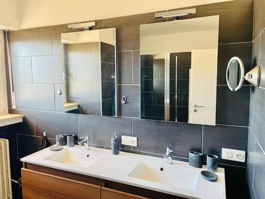 Large Penthouse In Center-41 * Luxemburg